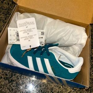 Adidas gazelle toddler sneaker